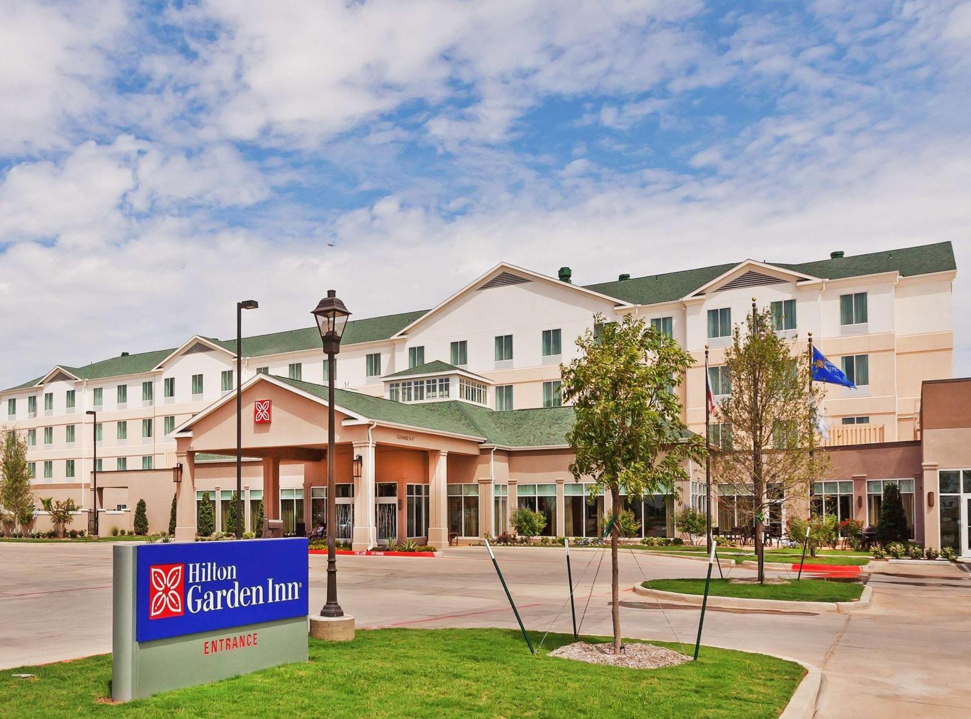 Hilton Garden Inn Midland Eksteriør billede